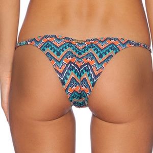 Vix BRAIDED STRING BOTTOM BIKINI